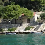 Seaside Bor Vakantiehuis Gdinj